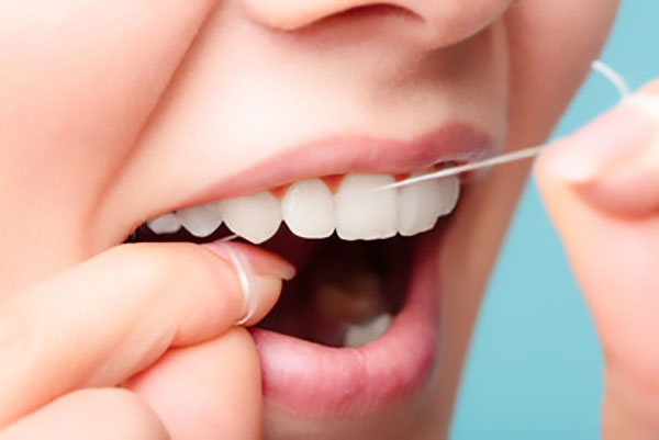 Smart Ways To Avoid Emergency Dentistry Situations During Coronavirus Oubreak